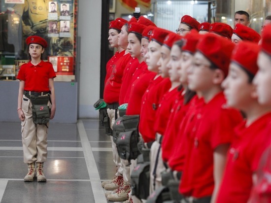 Юнармейцы из Северной Осетии поразили знаниями столичных экскурсоводов