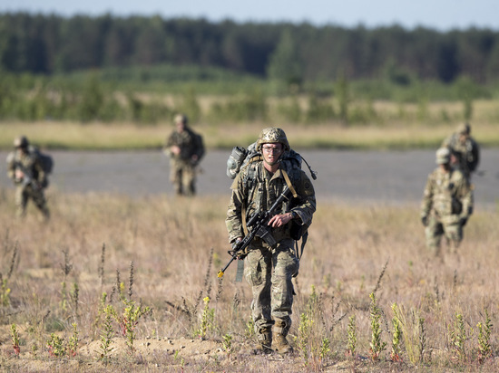 НАТО переживает за Прибалтику: нечем защищать