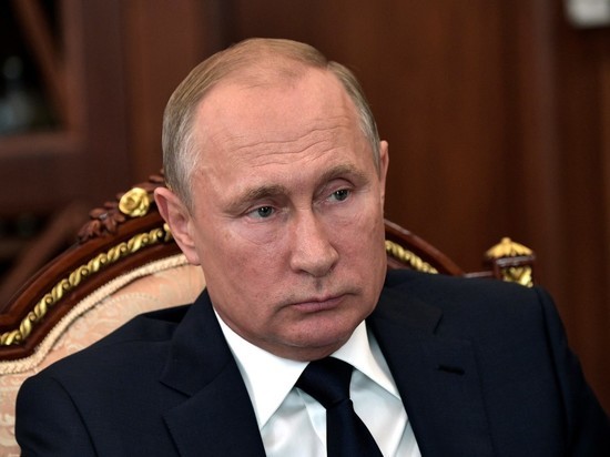 Путин и шесть богатырей: Холманских и Белавенцев больше не полпреды