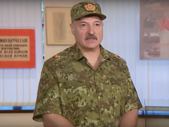 Лукашенко заявил, что России «неймется приватизировать Победу» 