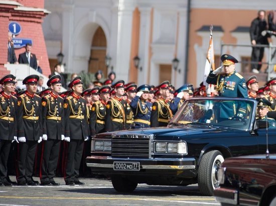Шойгу ввел новую парадную форму